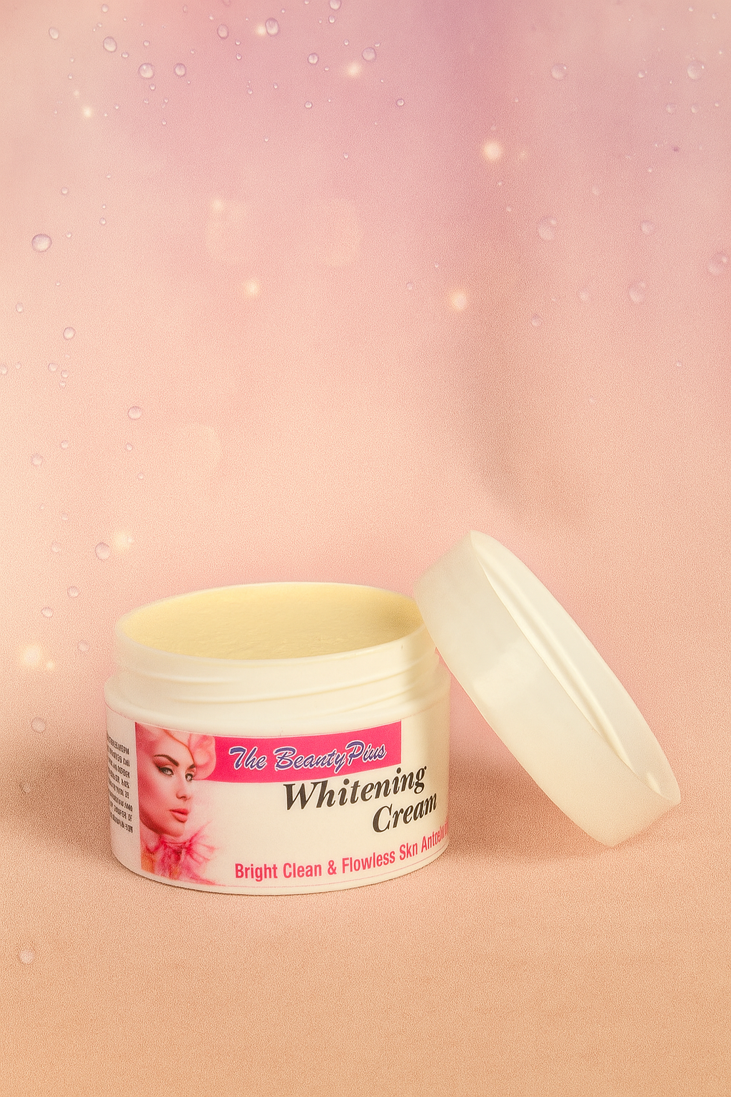 "Nuqra Glow Boost Face Cream – For Naturally Radiant" ke liye Taglines